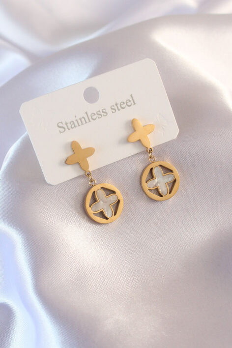 Çelik Gold Renk Yonca Model Kadın Küpe