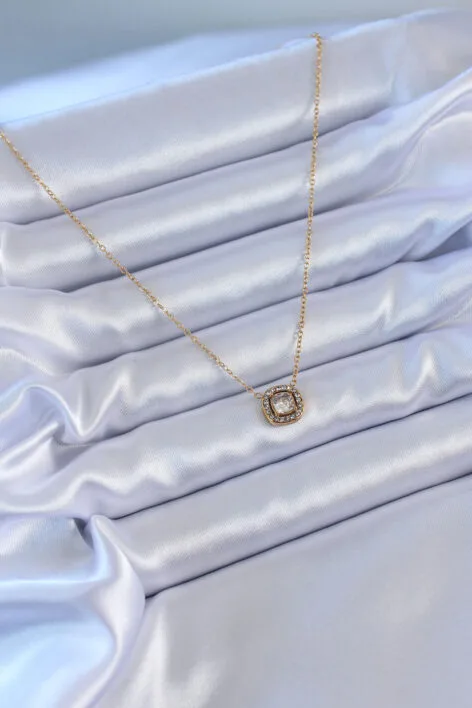 316L Çelik Gold Renk Kare Zirkon Taşlı Kadın Kolye - Görsel 2