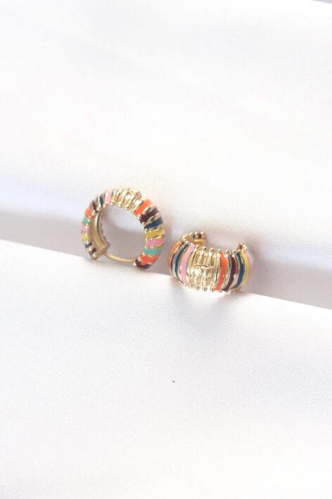 Pirinç Gold Renkli Mineli Oval Minimal Küpe