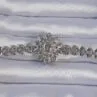 Pirinç Gümüş Renk İri Zirkon Taşlı Çiçek Figürlü Bileklik - Görsel 3