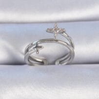 Pirinç Gümüş Renk Zirkon Taşlı Yıldız Model Kadın Yüzük