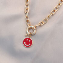 Yeni Sezon Kırmızı Renk Smile Model Retro Gold Metal Kolye