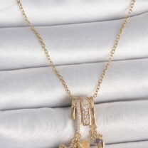 316L Çelik Gold Renk Sallantı Zirkon Taşlı Mor Taşlı Ayıcık Figür Charm Kadın Kolye