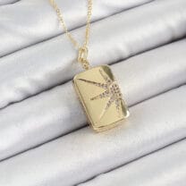 316L Çelk Açılabilir Dikdörtgen Model Zirkon Taşlı Gold Renk Kadın Zincir kolye