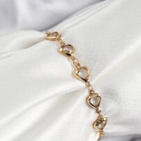 Pirinç Gold Renk Kalp Zirkon Taşlı Kadın Bileklik