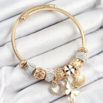 316L Çelik Beyaz Zirkon Taşlı Kalp Kelebek Ve İstiridye Model Gold Renk Charm Bileklik