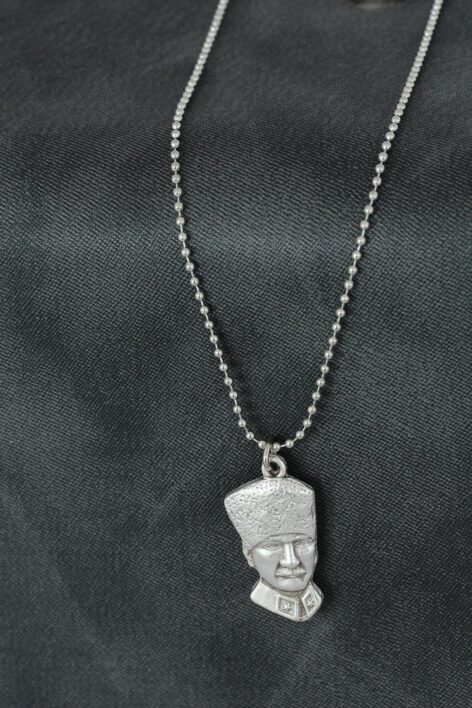 Atatürk Figürlü Metal Erkek Kolye