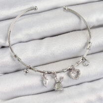 Pirinç Zirkon Taşlı Tavşan Ve Kalp Model Gümüş Renk Charm Bileklik